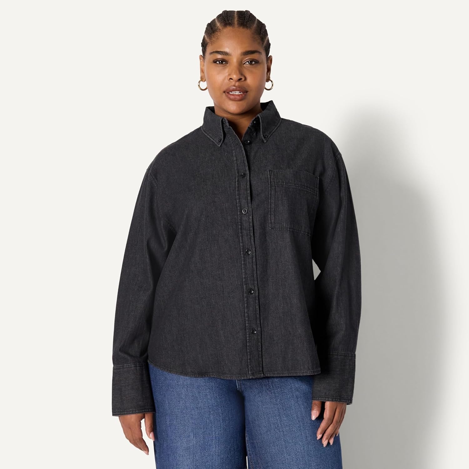 image:imageAmazon Essentials Womens Modern OversizedFit Cropped Denim ButtonDown Shirt Lightweight Chambray Point CollarBlack
