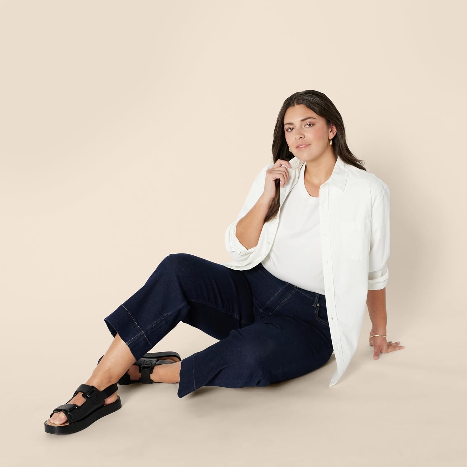 image:imageAmazon Essentials Womens Regular Fit 100 Cotton Crewneck Short Sleeve TShirtWhite