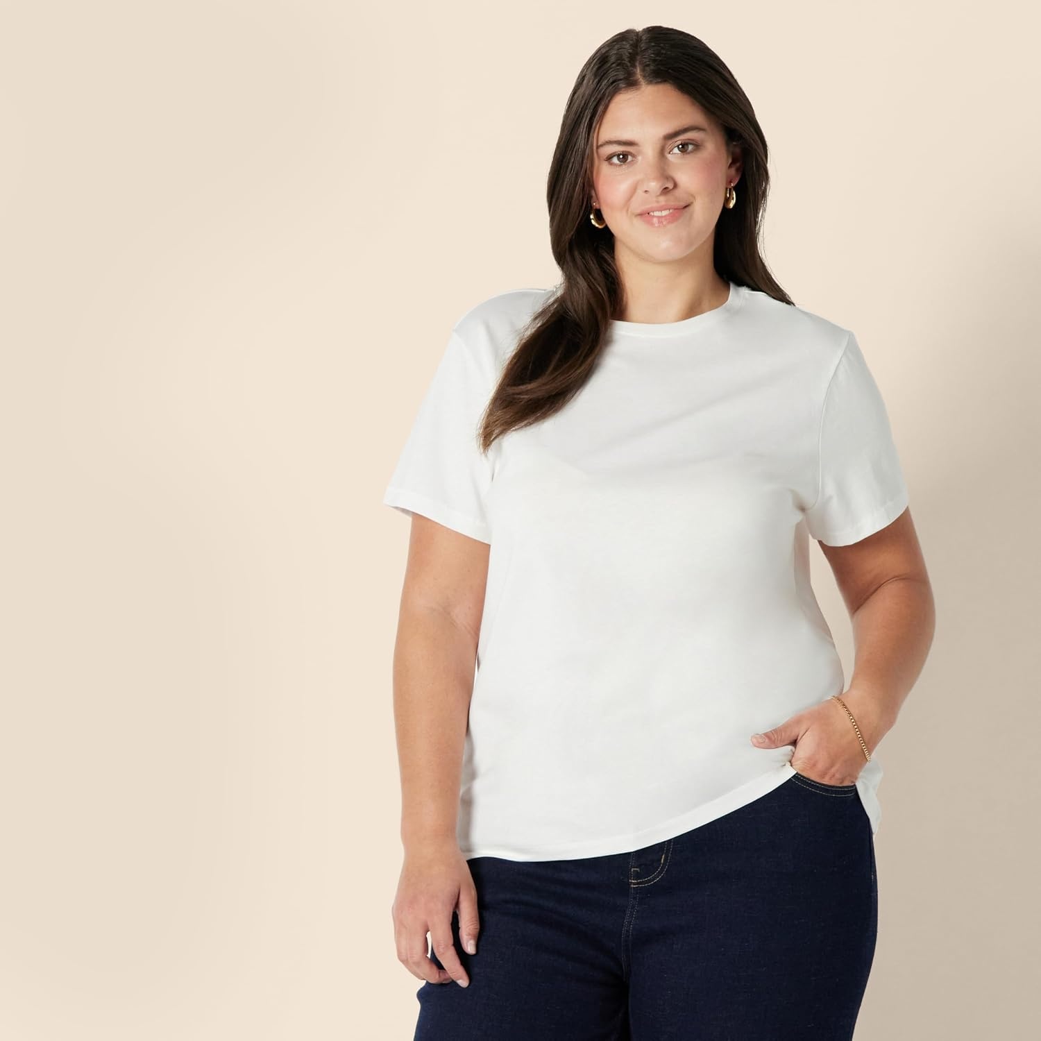 image:imageAmazon Essentials Womens Regular Fit 100 Cotton Crewneck Short Sleeve TShirtWhite