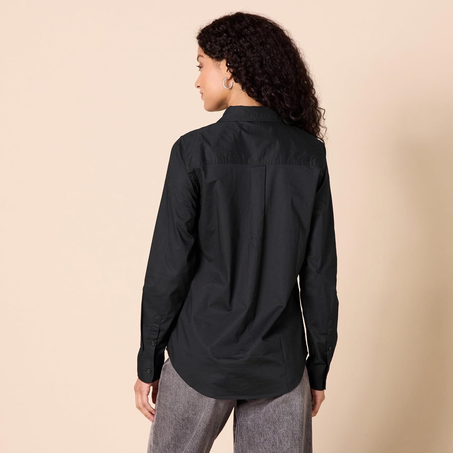 image:imageAmazon Essentials Womens RegularFit LongSleeve ButtonDown Cotton Poplin Shirt Business CasualBlack