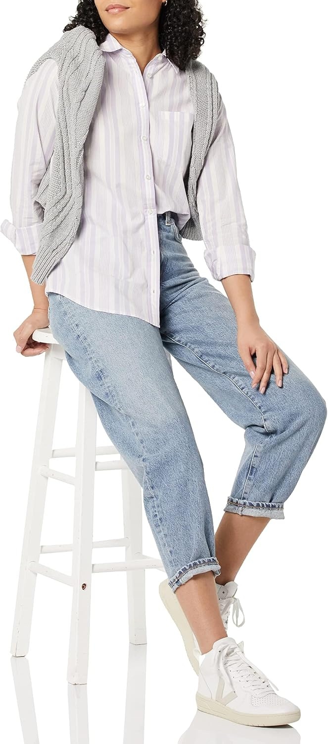 image:imageAmazon Essentials Womens RegularFit LongSleeve ButtonDown Cotton Poplin Shirt Business CasualLilac White Variegated Stripe