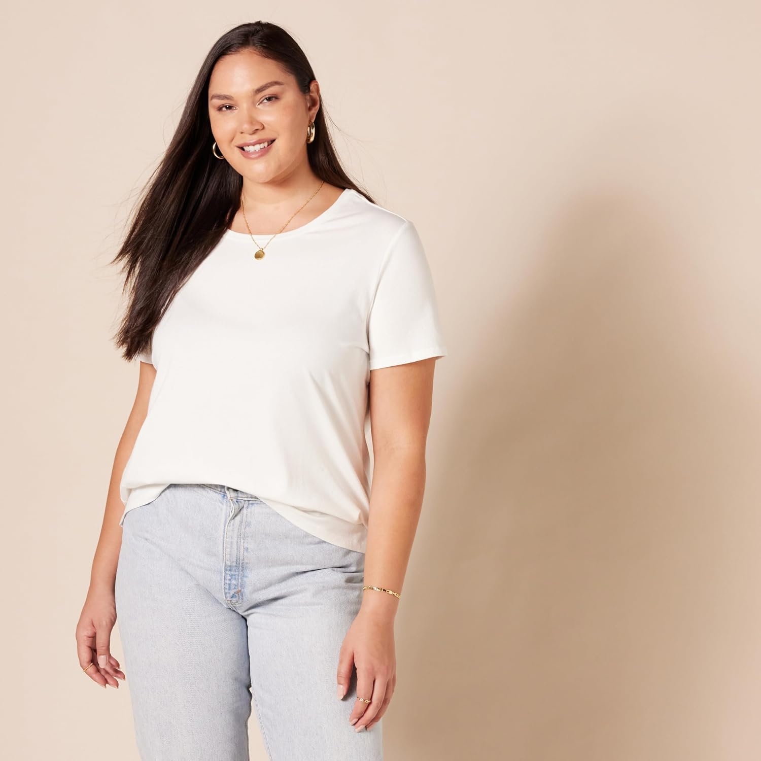 image:imageAmazon Essentials Womens RegularFit ShortSleeve Crewneck TShirt MultipacksNavyWhite