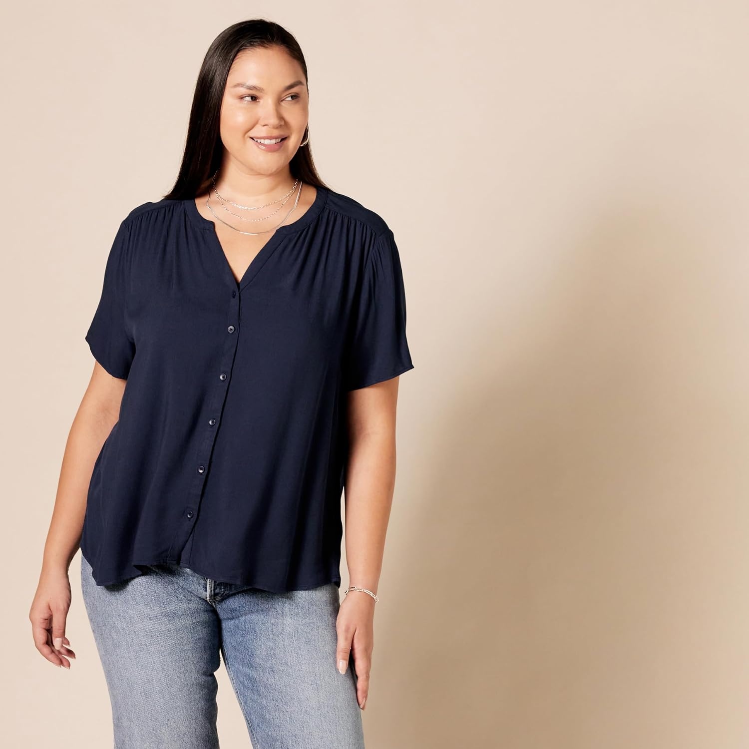 image:imageAmazon Essentials Womens RelaxedFit ShortSleeve V Neck ButtonFront Woven Blouse Business Casual Work BlouseNavy