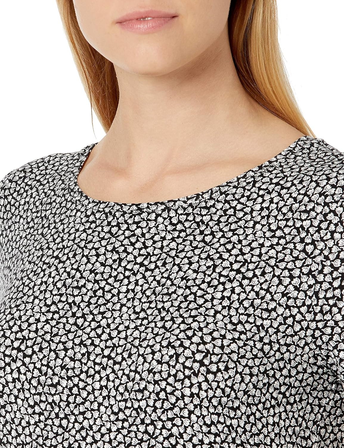 image:imageAmazon Essentials Womens ShortSleeve Scoopneck Tunic Tops TShirt Stretchy Pack of 2Black TulipsBright Pink