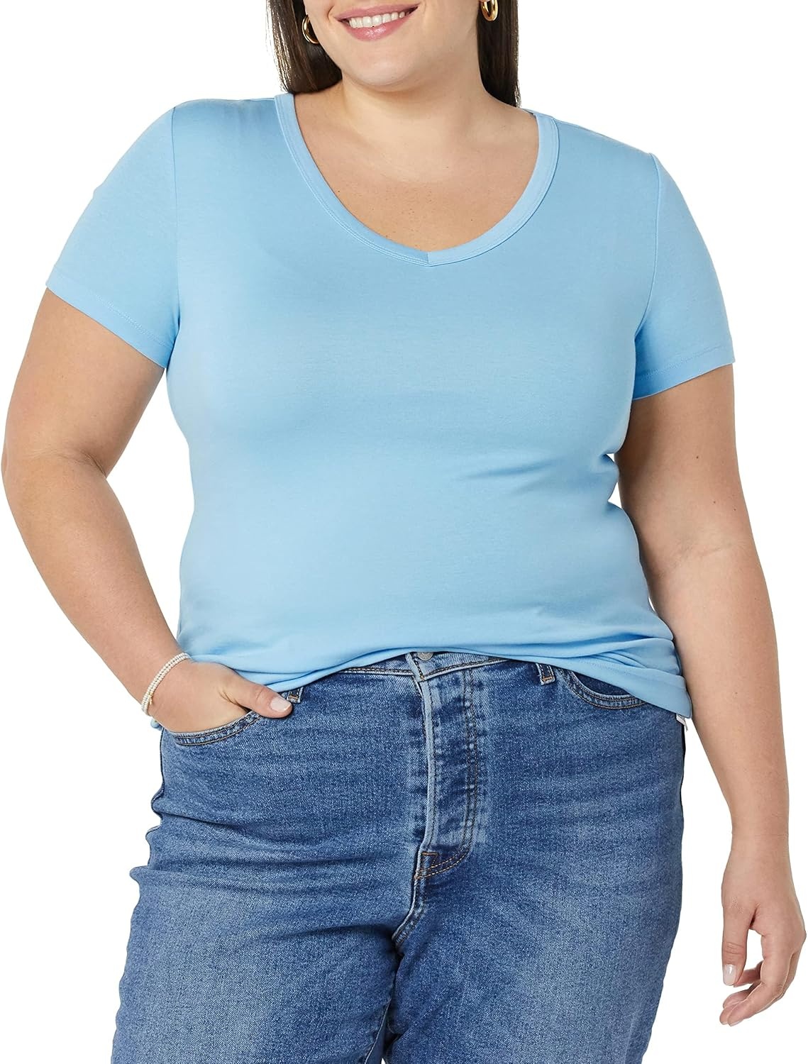 image:imageAmazon Essentials Womens SlimFit ShortSleeve VNeck TShirt Pack of 2WhiteLight Blue