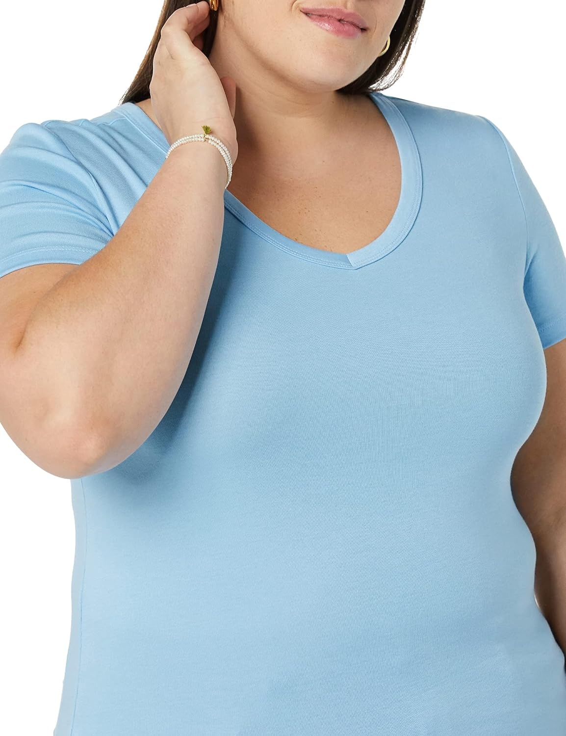 image:imageAmazon Essentials Womens SlimFit ShortSleeve VNeck TShirt Pack of 2WhiteLight Blue