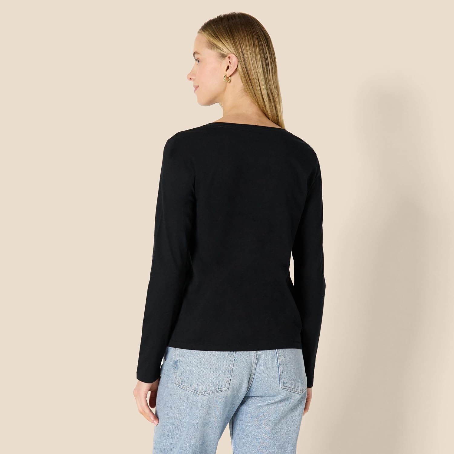 image:imageAmazon Essentials Womens Soft 100 Cotton RegularFit LongSleeve Crewneck TShirtBlack