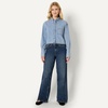 Amazon Essentials Women’s Modern Oversized-Fit Cropped Denim Button-Down Shirt, Lightweight Chambray, Point Collar(Icy Light Blue)