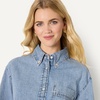 Amazon Essentials Women’s Modern Oversized-Fit Cropped Denim Button-Down Shirt, Lightweight Chambray, Point Collar(Icy Light Blue)