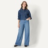 Amazon Essentials Women’s Modern Oversized-Fit Cropped Denim Button-Down Shirt, Lightweight Chambray, Point Collar(Medium Blue Vintage)