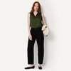Amazon Essentials Women’s Regular-Fit Sleeveless Button-Down Blouse(Dark Green)
