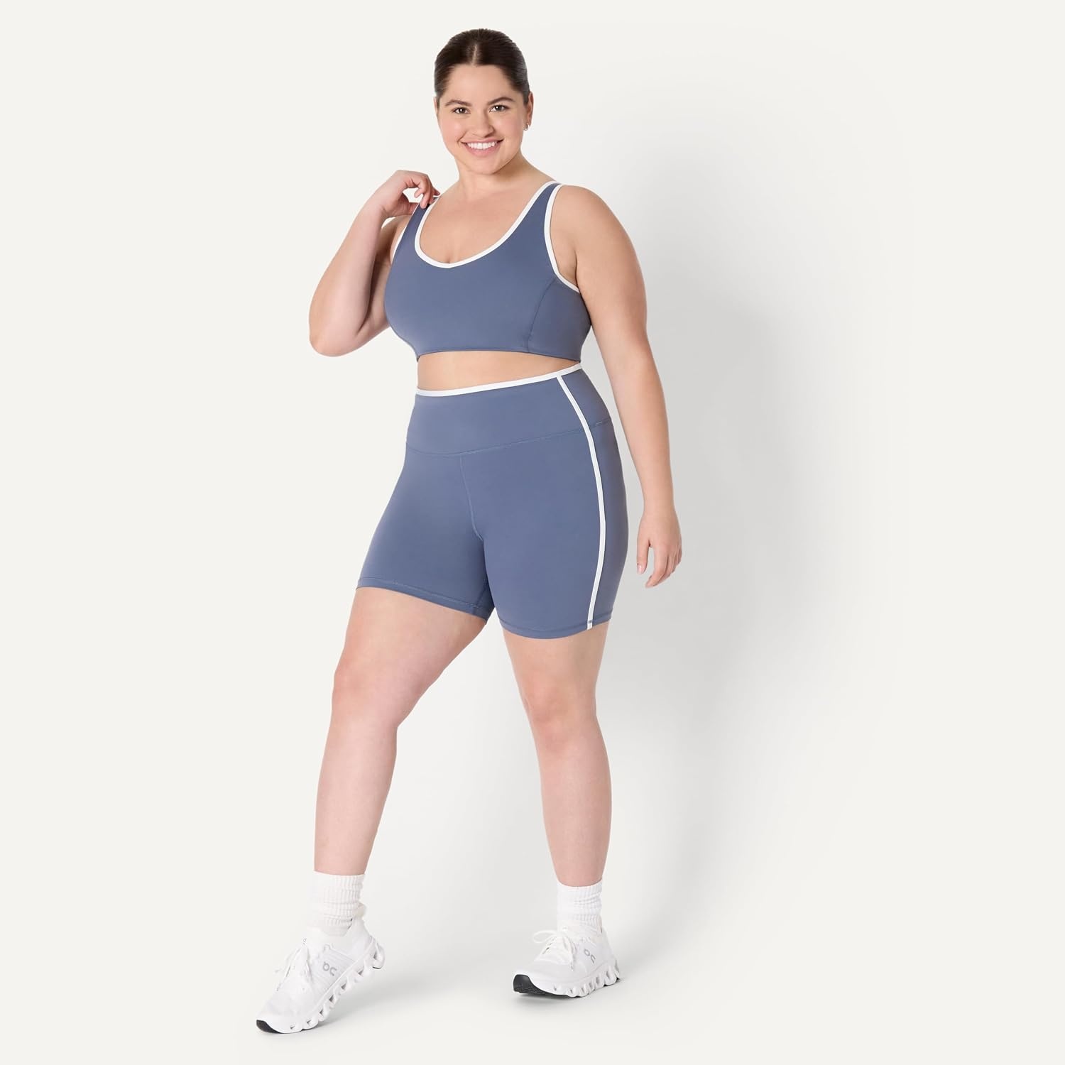 image:imageAmazon Essentials Womens Active FormFlex Buttery Soft High Waist 7 Yoga Biker ShortsGrisaille White