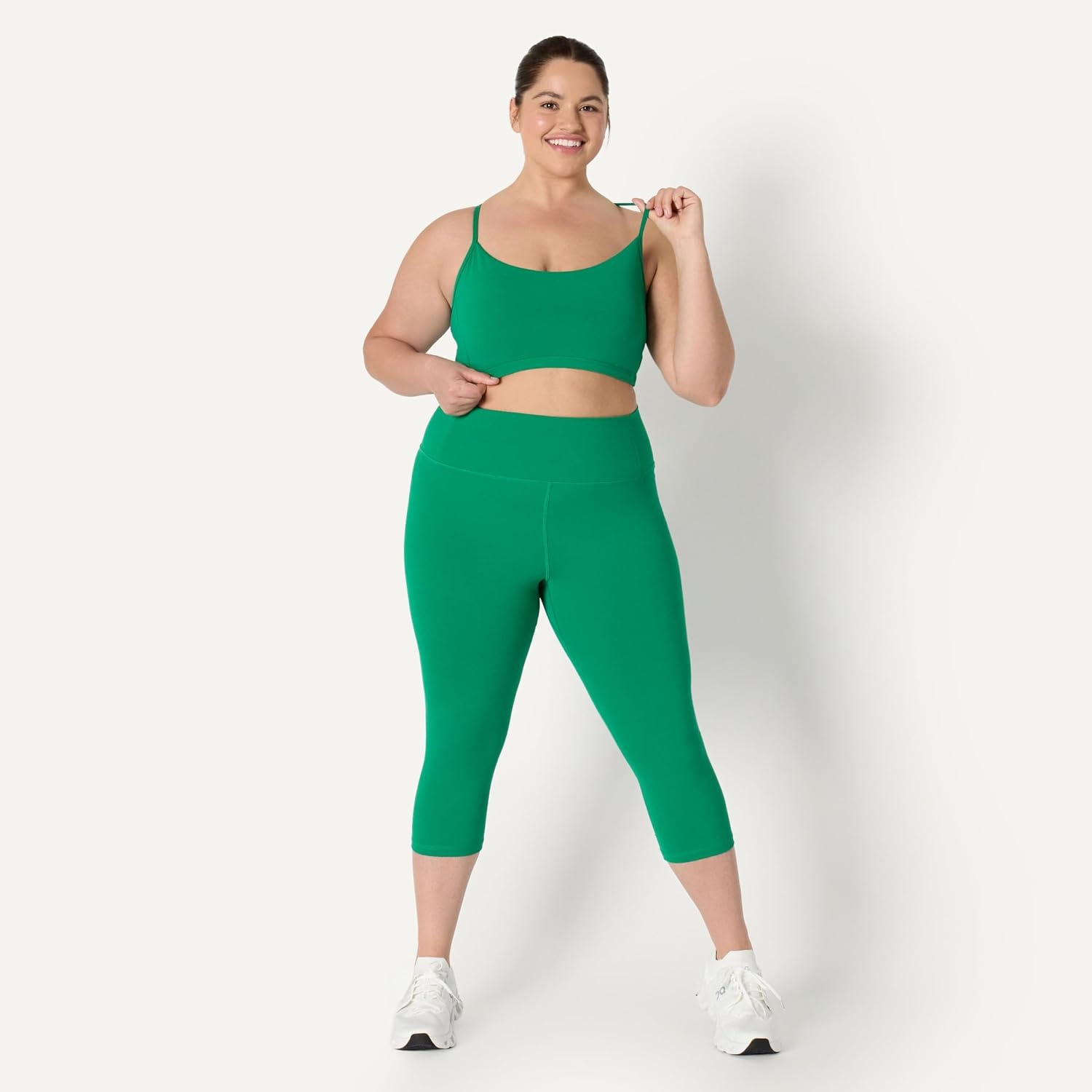 image:imageAmazon Essentials Womens Active FormFlex Buttery Soft Light Support YBack Thin Strap Moisture Wicking Yoga Sports BraEmerald Green