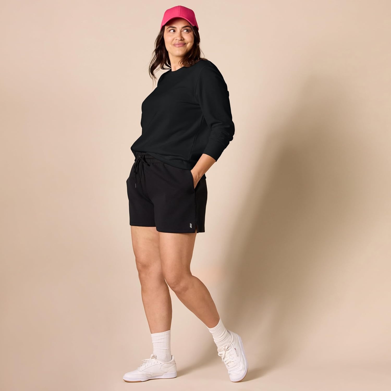 image:imageAmazon Essentials Womens Fleece Crewneck Long Sleeve Pullover Sweatshirt Available in Plus SizeBlack