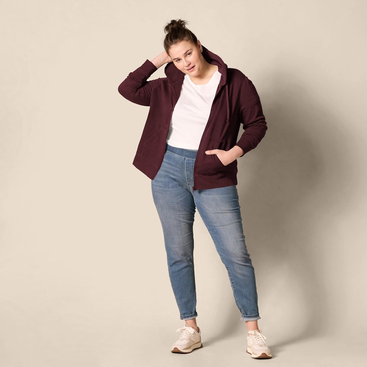 image:imageAmazon Essentials Womens Midweight Fleece FullZip Hoodie with Drawstring Available in Plus SizeBurgundy