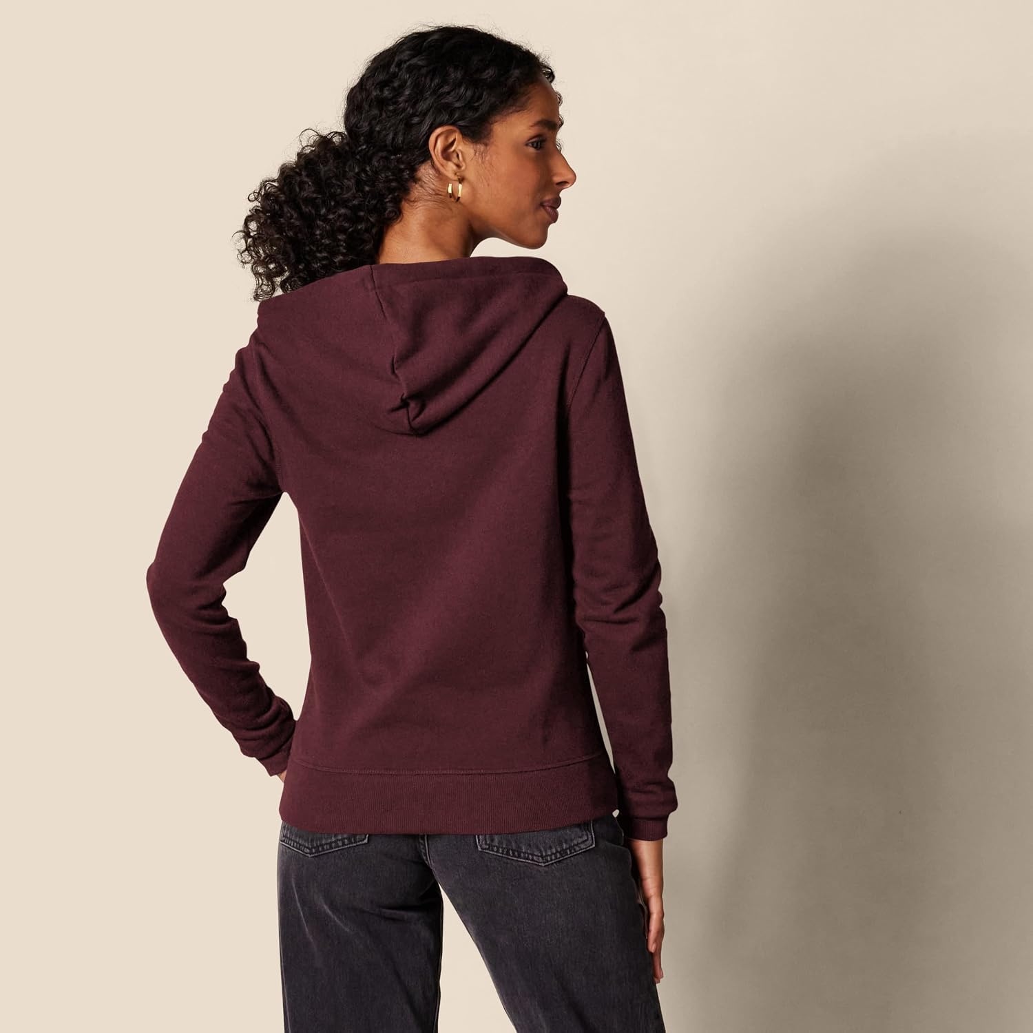 image:imageAmazon Essentials Womens Midweight Fleece FullZip Hoodie with Drawstring Available in Plus SizeBurgundy