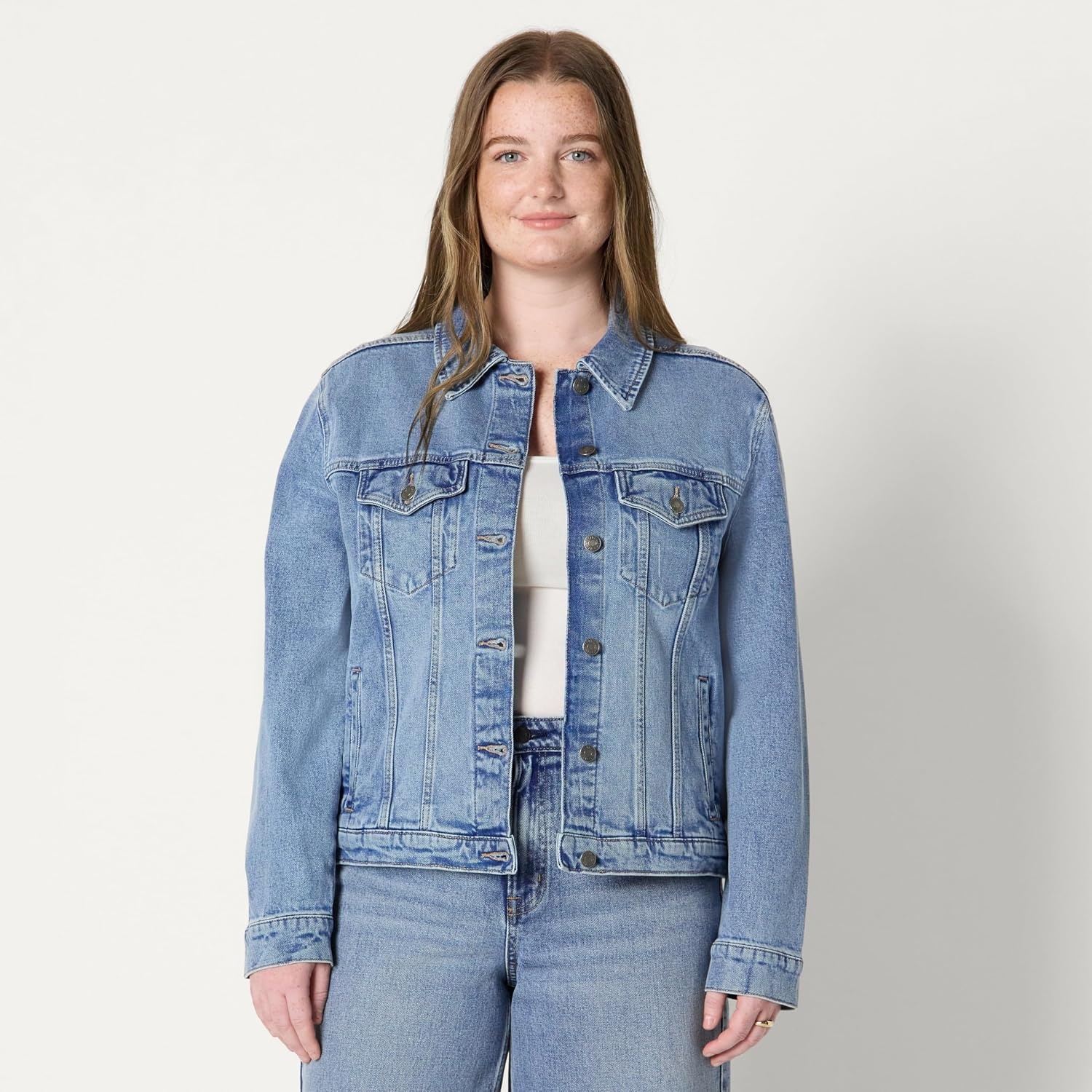 image:imageAmazon Essentials Womens OversizedFit Rigid Denim Trucker JacketAuthentic Medium Wash