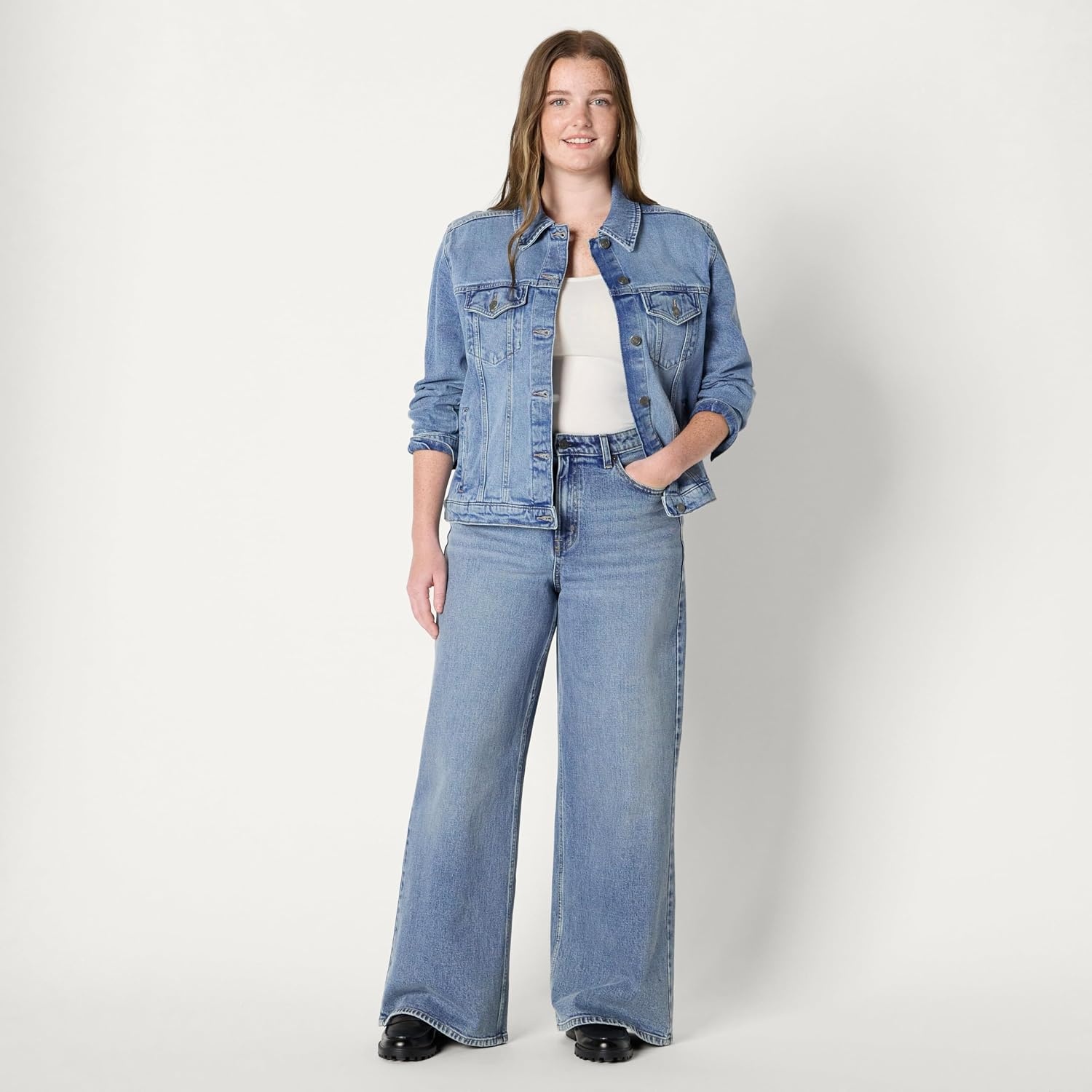 image:imageAmazon Essentials Womens OversizedFit Rigid Denim Trucker JacketAuthentic Medium Wash