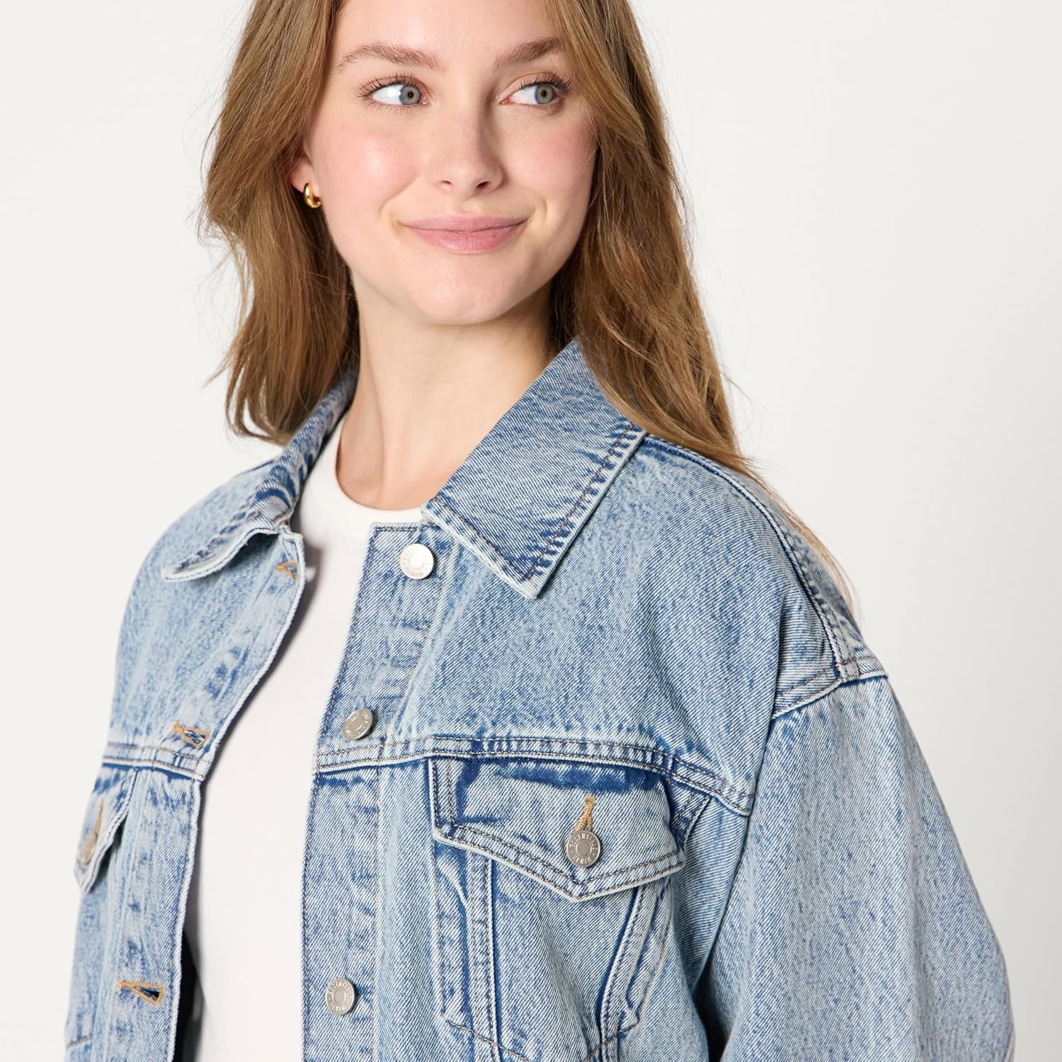 image:imageAmazon Essentials Womens OversizedFit Rigid Denim Trucker JacketIced Light Wash
