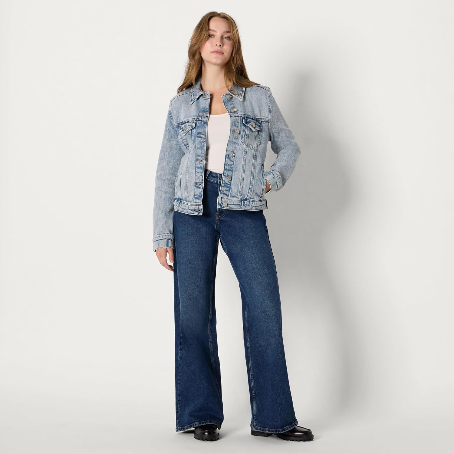 image:imageAmazon Essentials Womens OversizedFit Rigid Denim Trucker JacketIced Light Wash