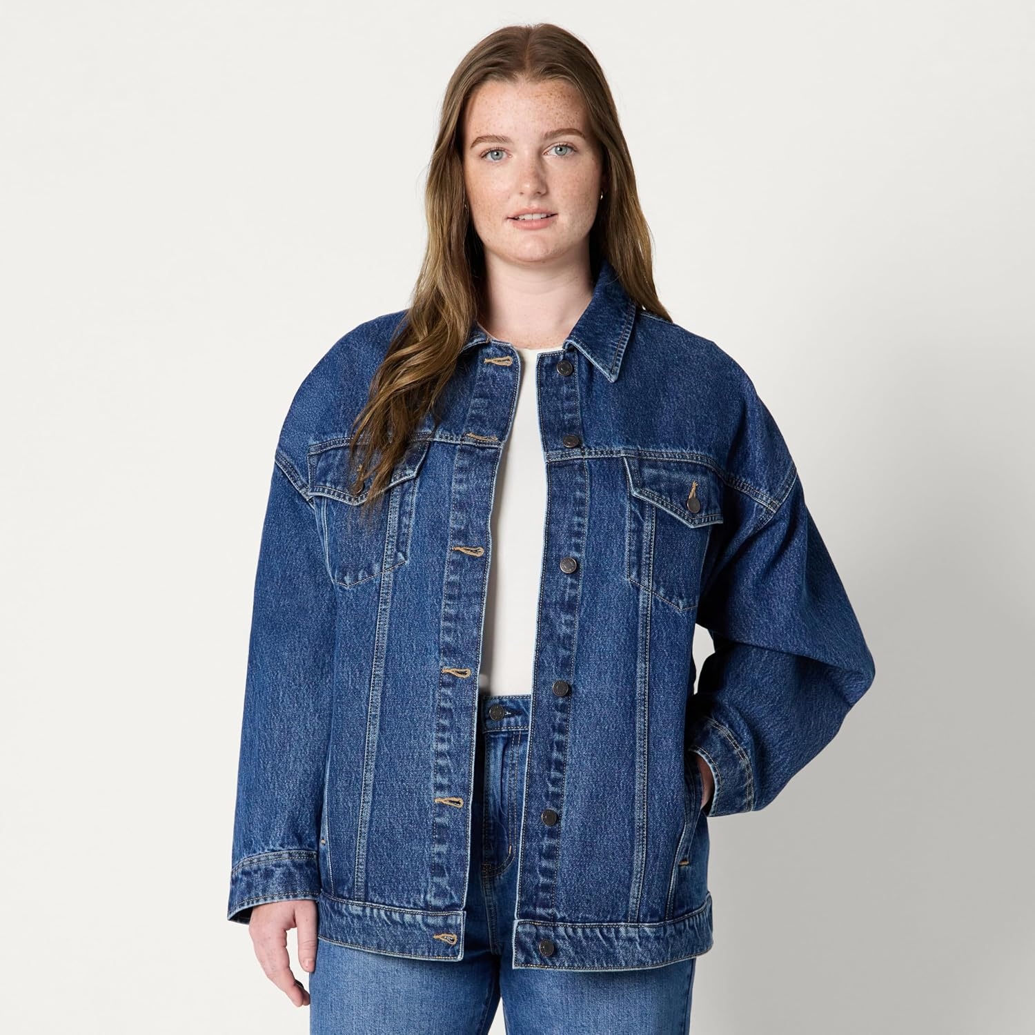image:imageAmazon Essentials Womens OversizedFit Rigid Denim Trucker JacketMedium Blue Vintage