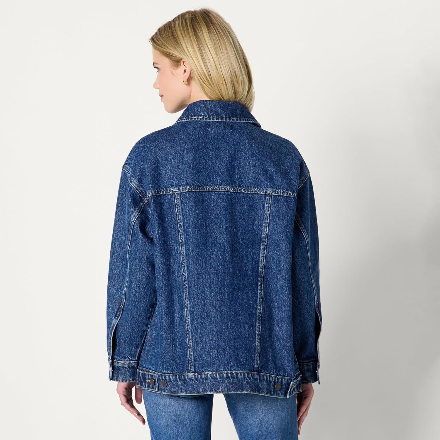 image:imageAmazon Essentials Womens OversizedFit Rigid Denim Trucker JacketMedium Blue Vintage