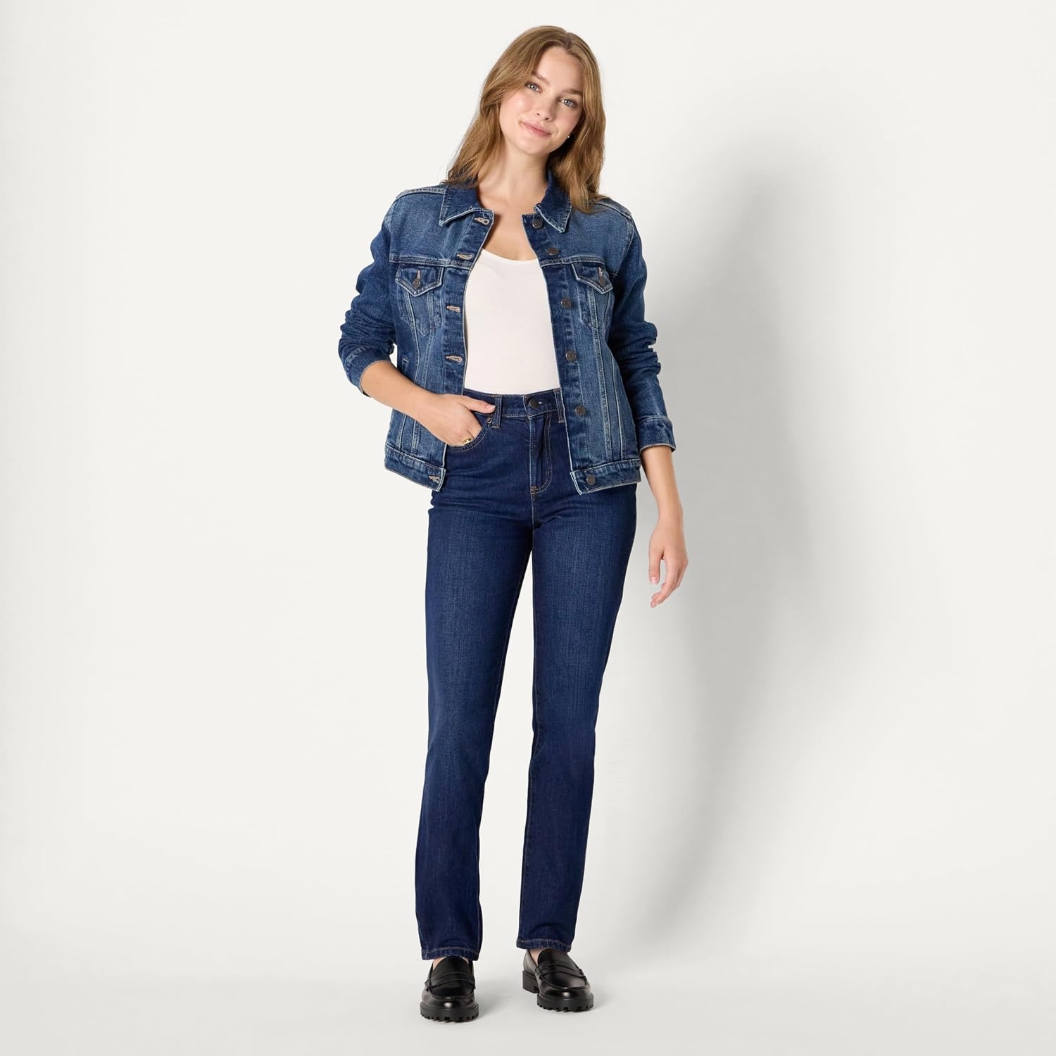 image:imageAmazon Essentials Womens OversizedFit Rigid Denim Trucker JacketStone Dark Wash