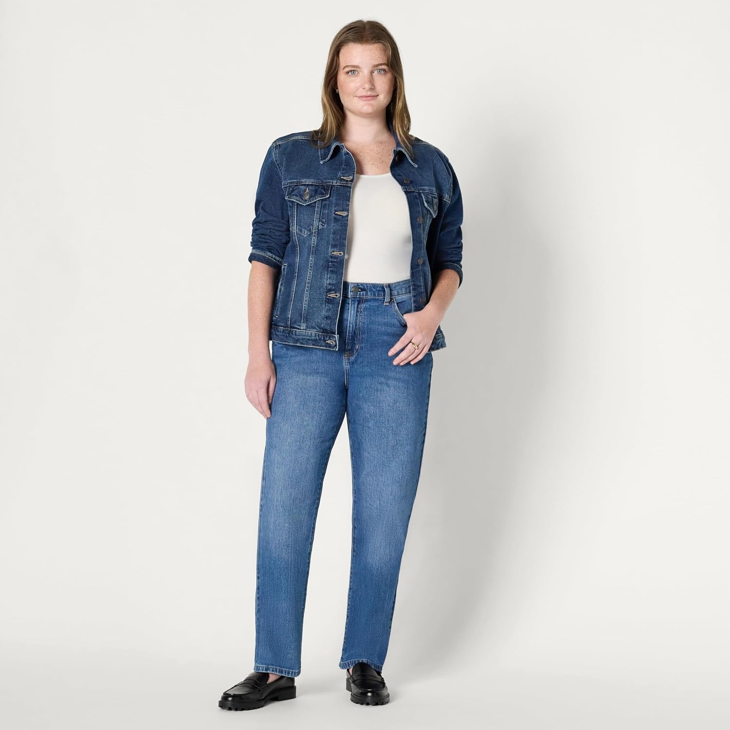 image:imageAmazon Essentials Womens OversizedFit Rigid Denim Trucker JacketStone Dark Wash