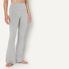 Amazon Essentials Women’s Active FormFlex Buttery Soft Flared Leggings, High Waist Bootcut Yoga Pants, 31.5″ Inseam(Space Dye Grey)