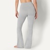 Amazon Essentials Women’s Active FormFlex Buttery Soft Flared Leggings, High Waist Bootcut Yoga Pants, 31.5″ Inseam(Space Dye Grey)