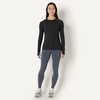 Amazon Essentials Women’s Athletic Soft Performance Lightweight Stretch Long Sleeve Layering Workout Top with Thumbholes(Space Dye Black)