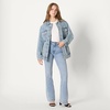 Amazon Essentials Women’s Oversized-Fit Rigid Denim Trucker Jacket(Iced Light Wash)
