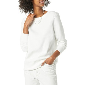 Amazon Essentials Women’s Fleece Crewneck Long Sleeve Pullover Sweatshirt (Available in Plus Size)(White)