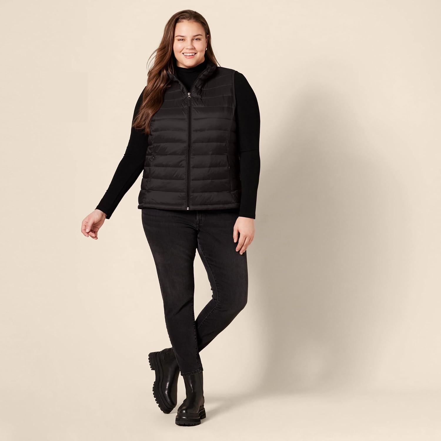 image:imageAmazon Essentials Womens Lightweight WaterResistant Packable Puffer VestBlack