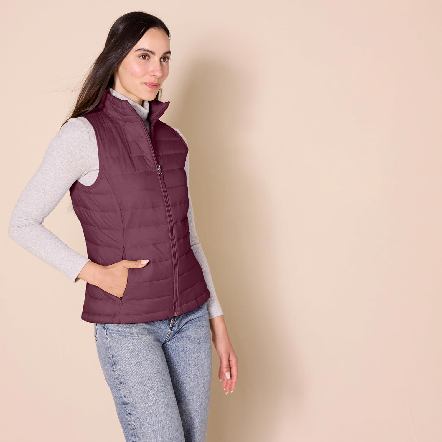 image:imageAmazon Essentials Womens Lightweight WaterResistant Packable Puffer VestBurgundy