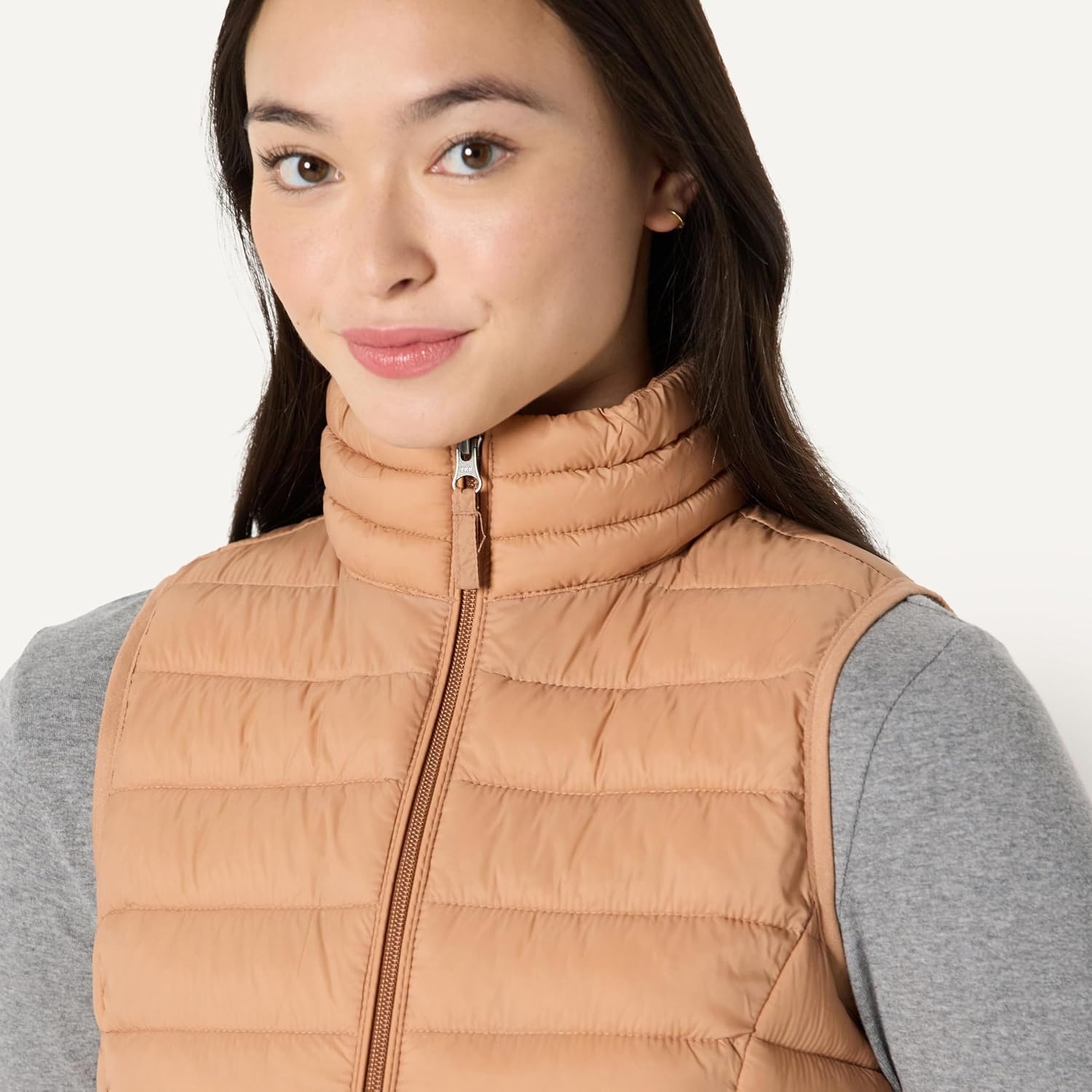 image:imageAmazon Essentials Womens Lightweight WaterResistant Packable Puffer VestLight Brown