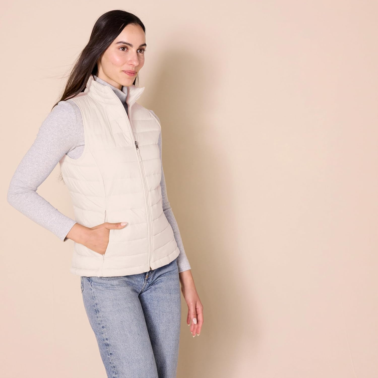 image:imageAmazon Essentials Womens Lightweight WaterResistant Packable Puffer VestLight Pink