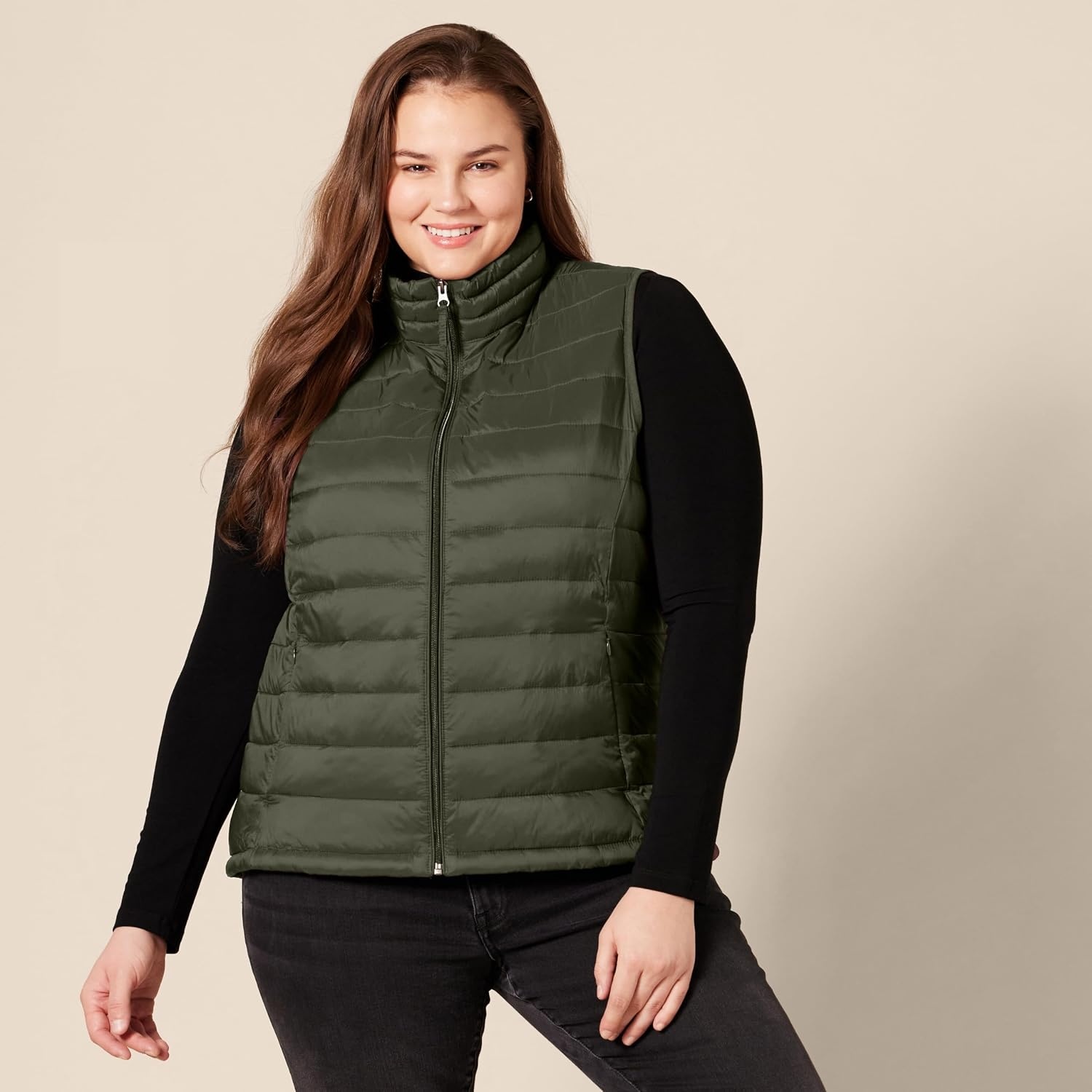 image:imageAmazon Essentials Womens Lightweight WaterResistant Packable Puffer VestOlive