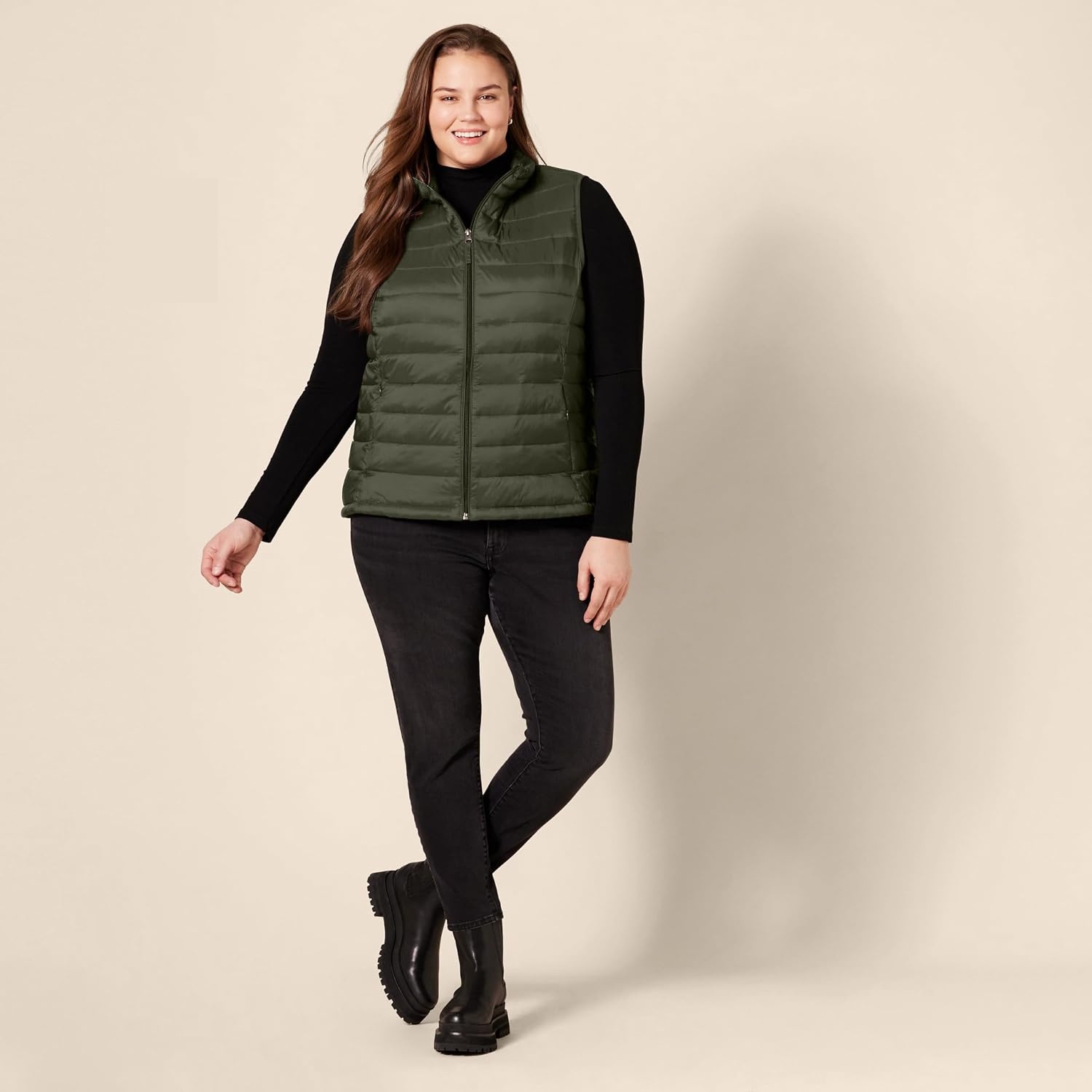 image:imageAmazon Essentials Womens Lightweight WaterResistant Packable Puffer VestOlive