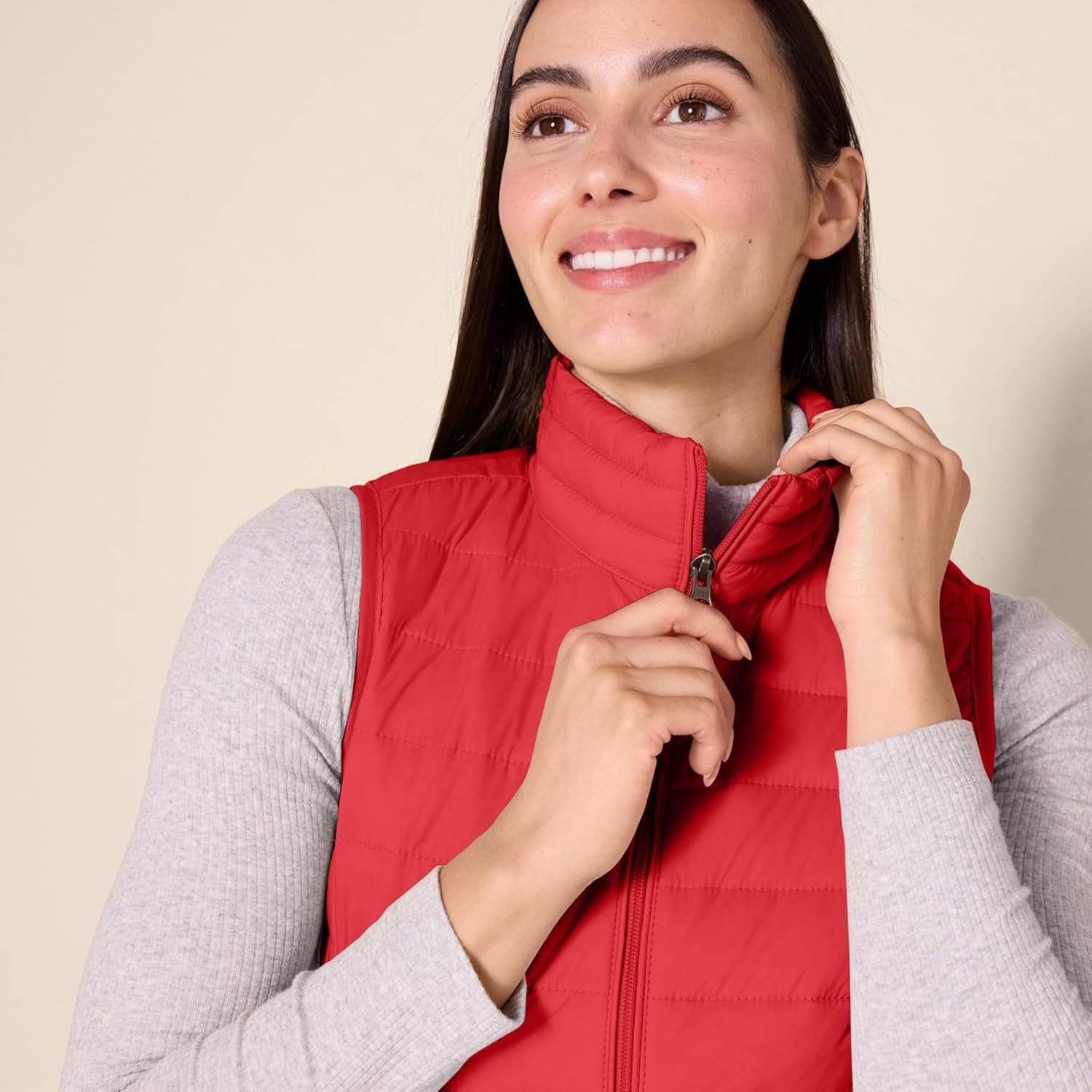 image:imageAmazon Essentials Womens Lightweight WaterResistant Packable Puffer VestRed