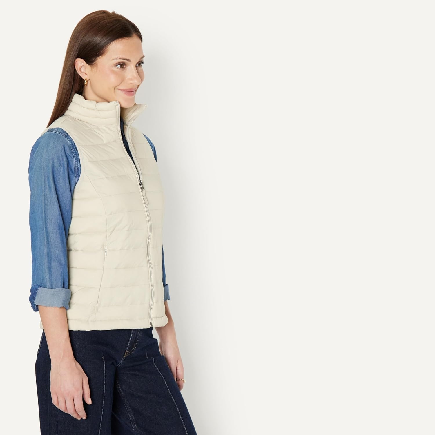image:imageAmazon Essentials Womens Lightweight WaterResistant Packable Puffer VestStone