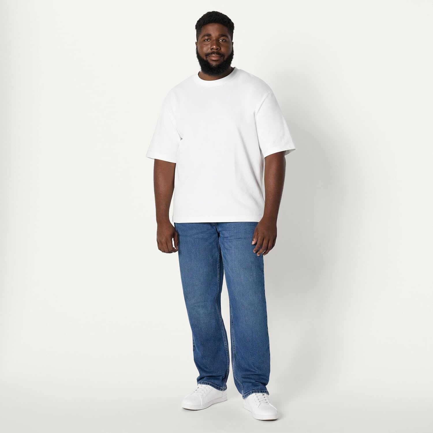 image:imageAmazon Essentials Mens RelaxedFit Heavyweight Rigid Jeans 5 Pocket StylingClassic Medium Wash