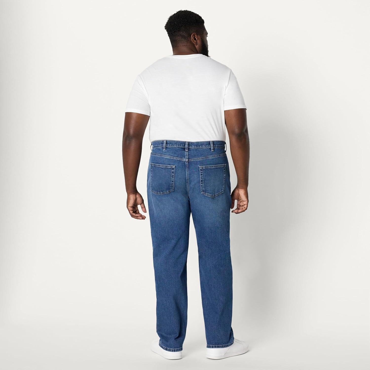 image:imageAmazon Essentials Mens RelaxedFit Heavyweight Rigid Jeans 5 Pocket StylingClassic Medium Wash