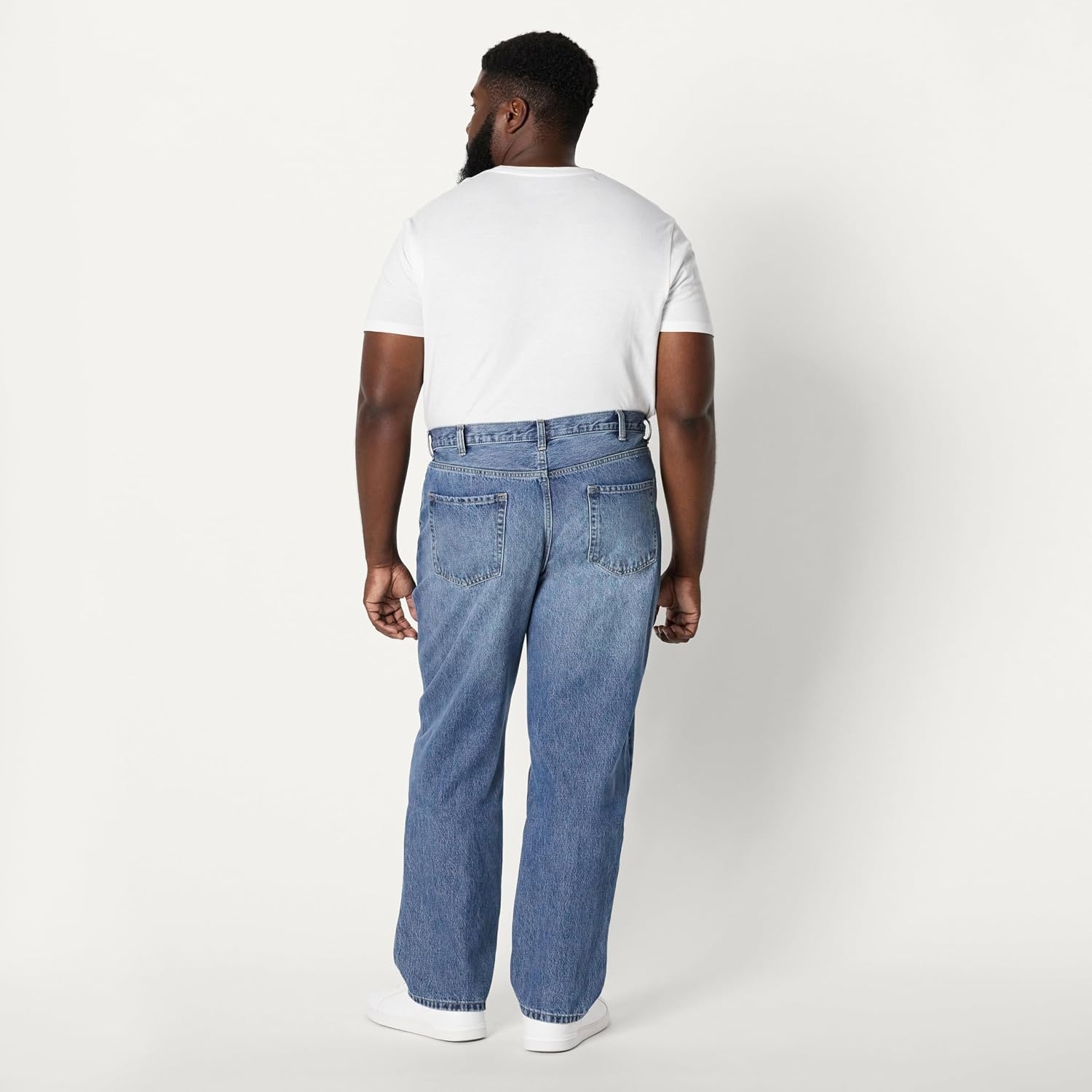 image:imageAmazon Essentials Mens RelaxedFit Heavyweight Rigid Jeans 5 Pocket StylingMedium Blue Vintage