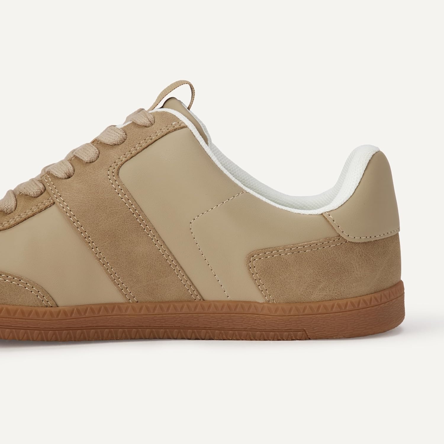 image:imageAmazon Essentials Womens Low Top Retro Sneaker with Padded CollarTan
