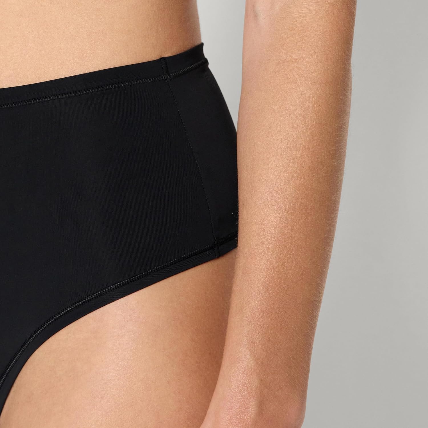 image:imageAmazon Essentials Womens Microfiber High Waisted Thongs Pack of 6Black