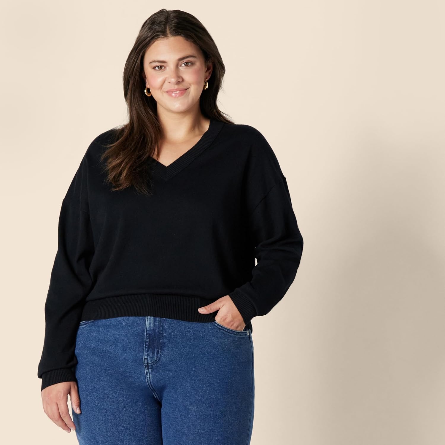 image:imageAmazon Essentials Womens RegularFit Lightweight LongSleeve VNeck Sweater Ribbed Cozy Soft Available in Plus SizeBlack
