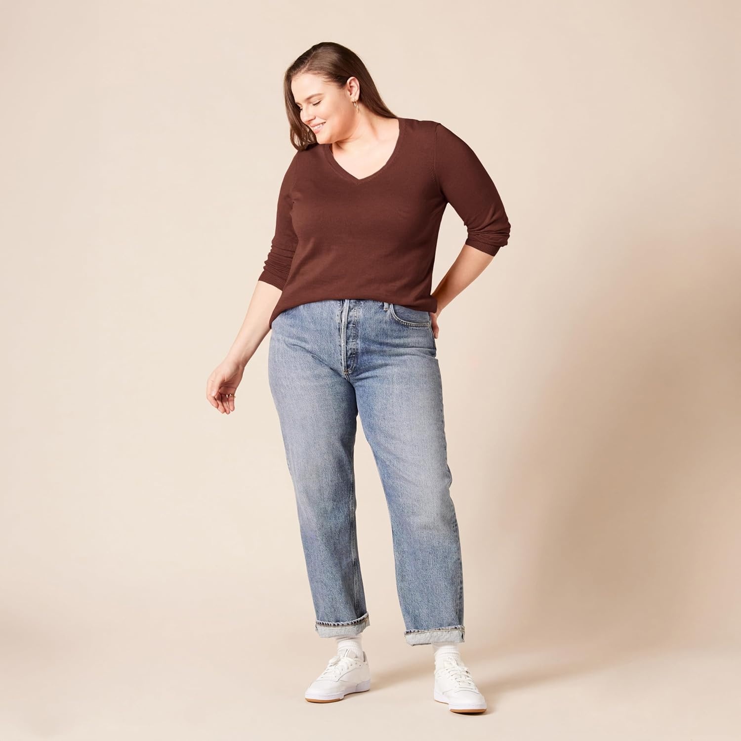 image:imageAmazon Essentials Womens RegularFit Lightweight LongSleeve VNeck Sweater Ribbed Cozy Soft Available in Plus SizeToffee Brown