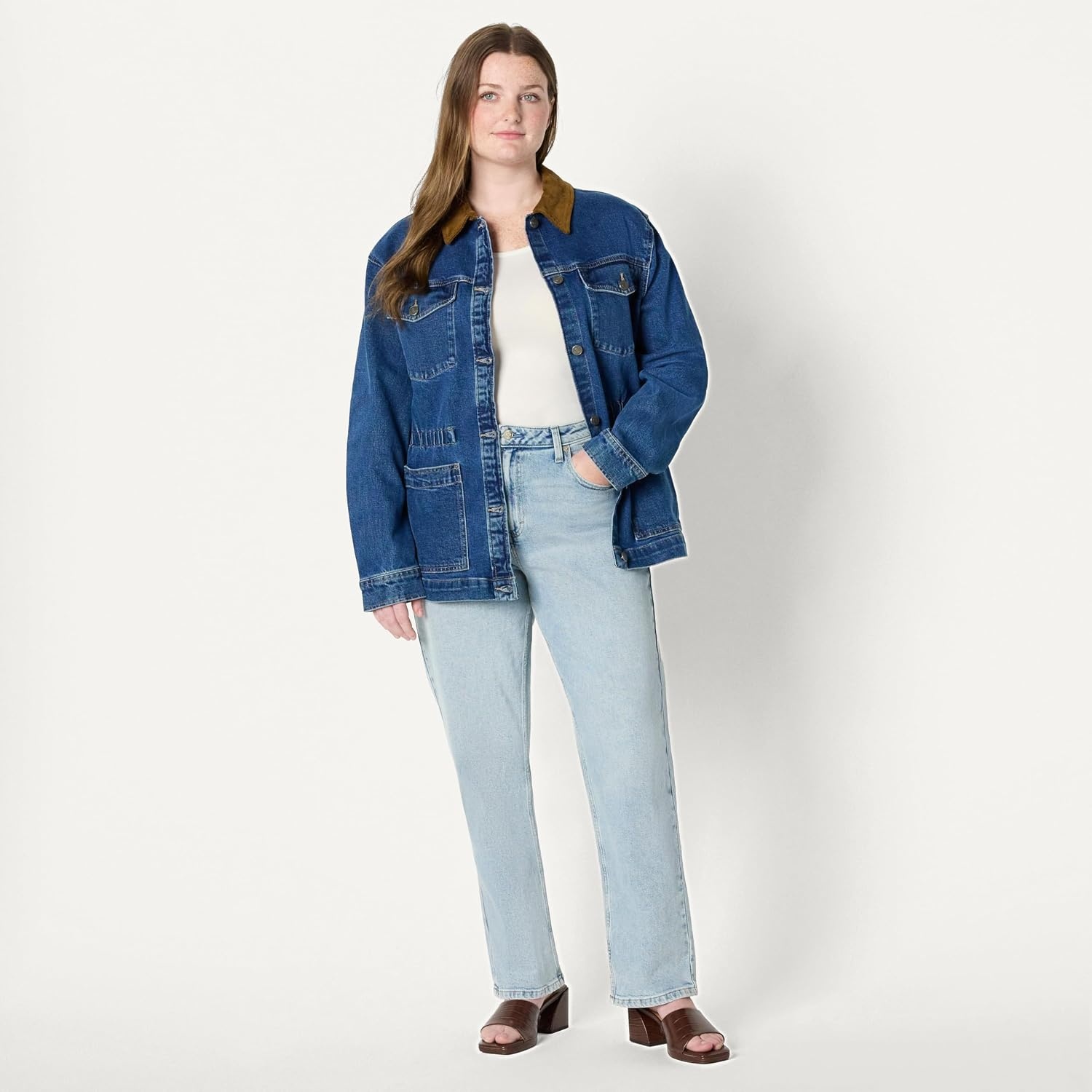 image:imageAmazon Essentials Womens RegularFit Low Stretch Denim Cinched Waist Barn Jacket with Corduroy Collar Chest PocketsMedium Blue Vintage