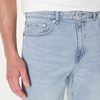 Amazon Essentials Men’s Relaxed-Fit Heavyweight Rigid Jeans, 5 Pocket Styling(Iced Light Wash)